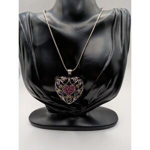 Vintage Heart‎ Pendant Necklace With Multicolored Stones